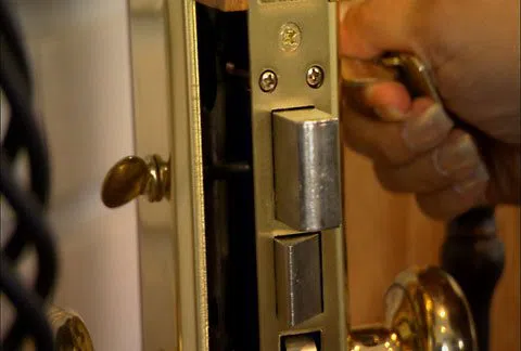 Jamaica Locksmith Store Jamaica, NY 718-663-2703 - locksmith-by-me